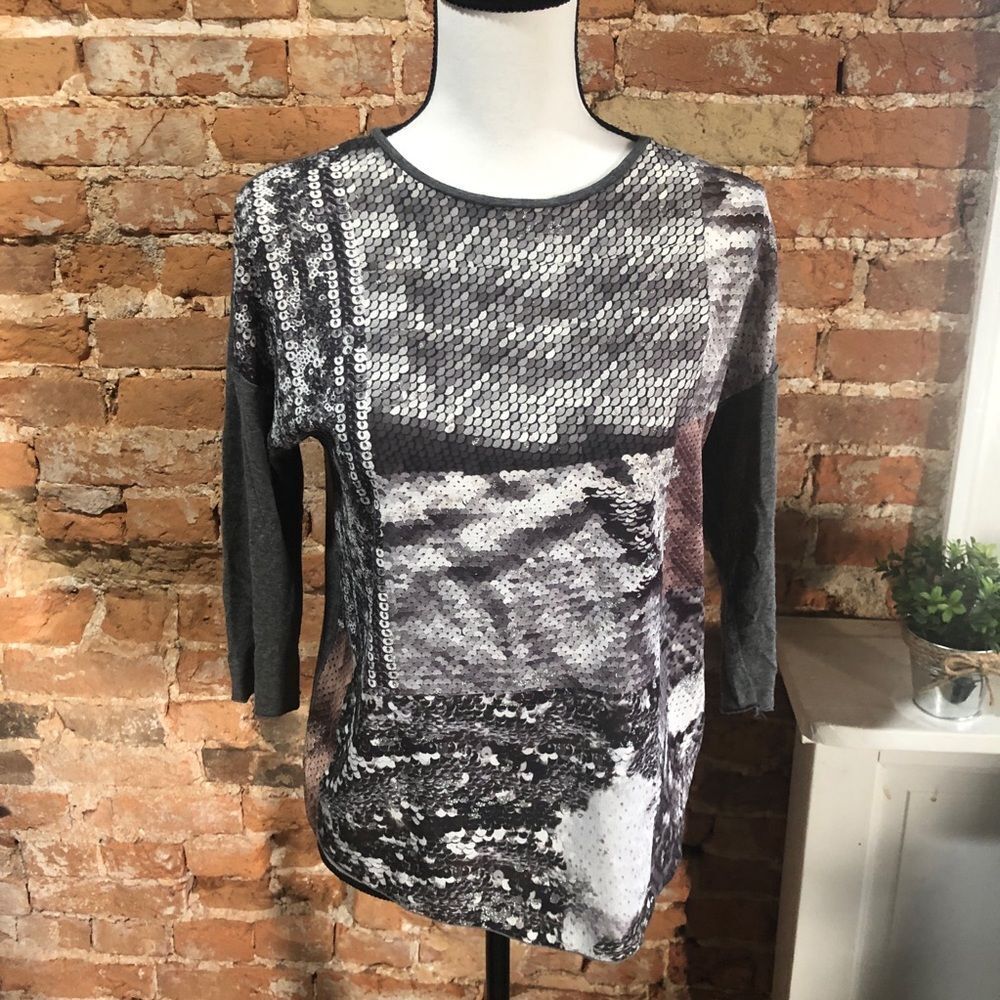 ZARA RAGLAN STYLE GRAPHIC PRINT TEE - S